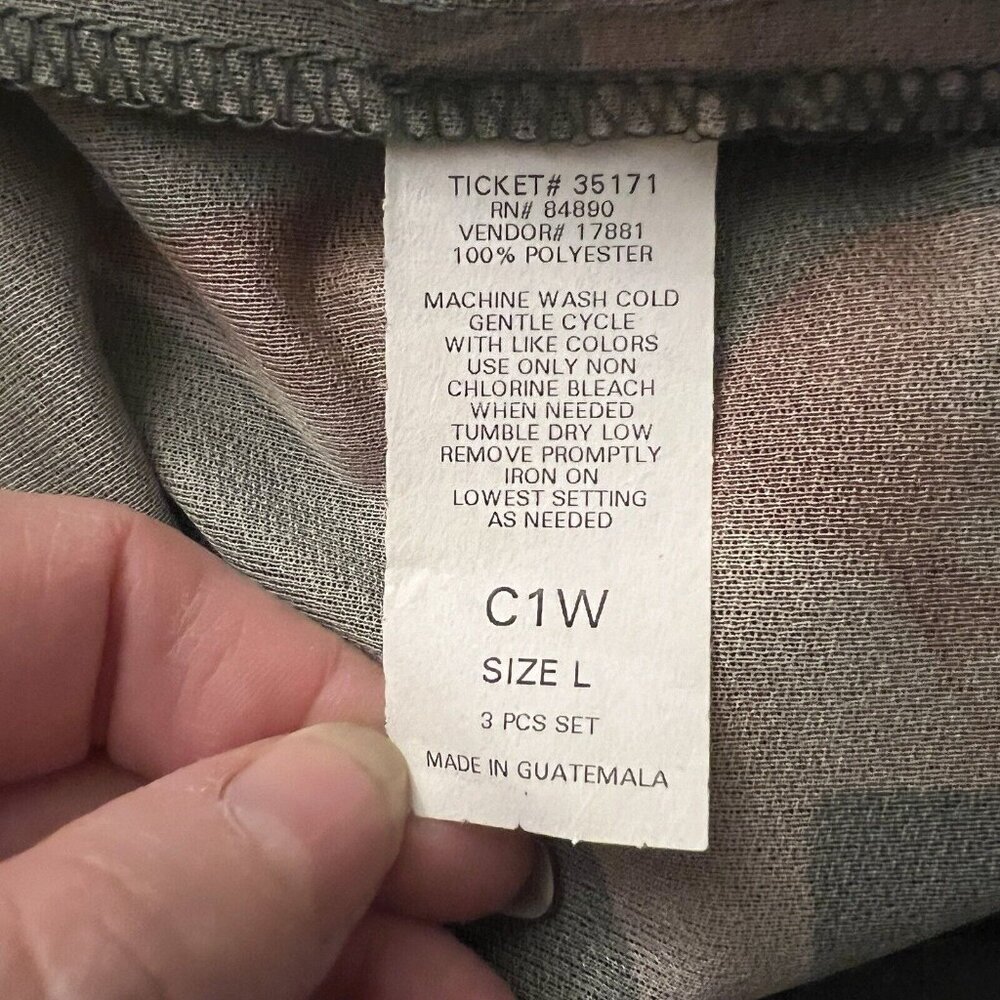 Sara‎ Morgan Open Front Blouse Green Floral Semi Sheer Top With Necklace L Large - Picture 7 of 7